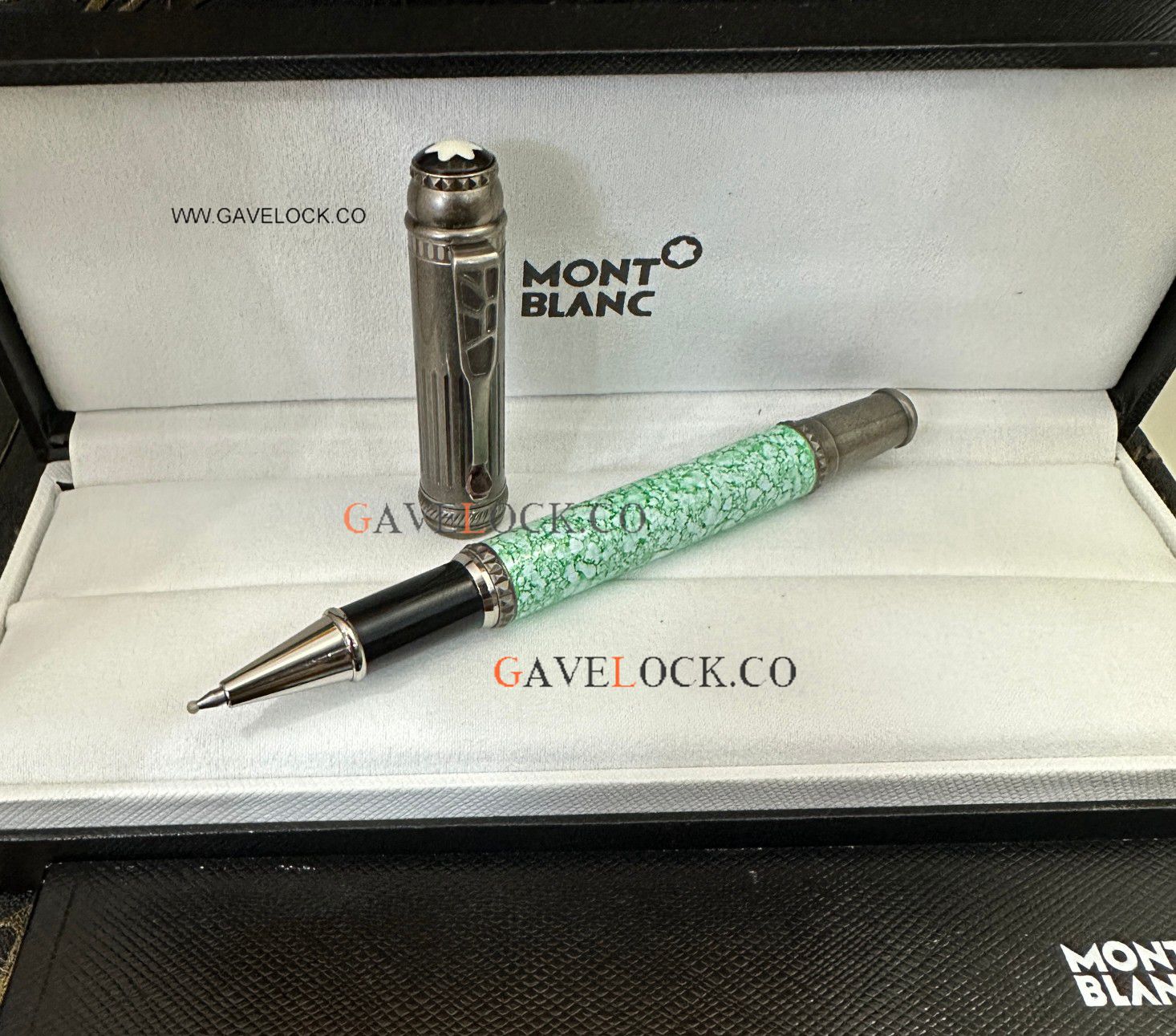 Replica Antique Montblanc Green Special Edition Rollerball